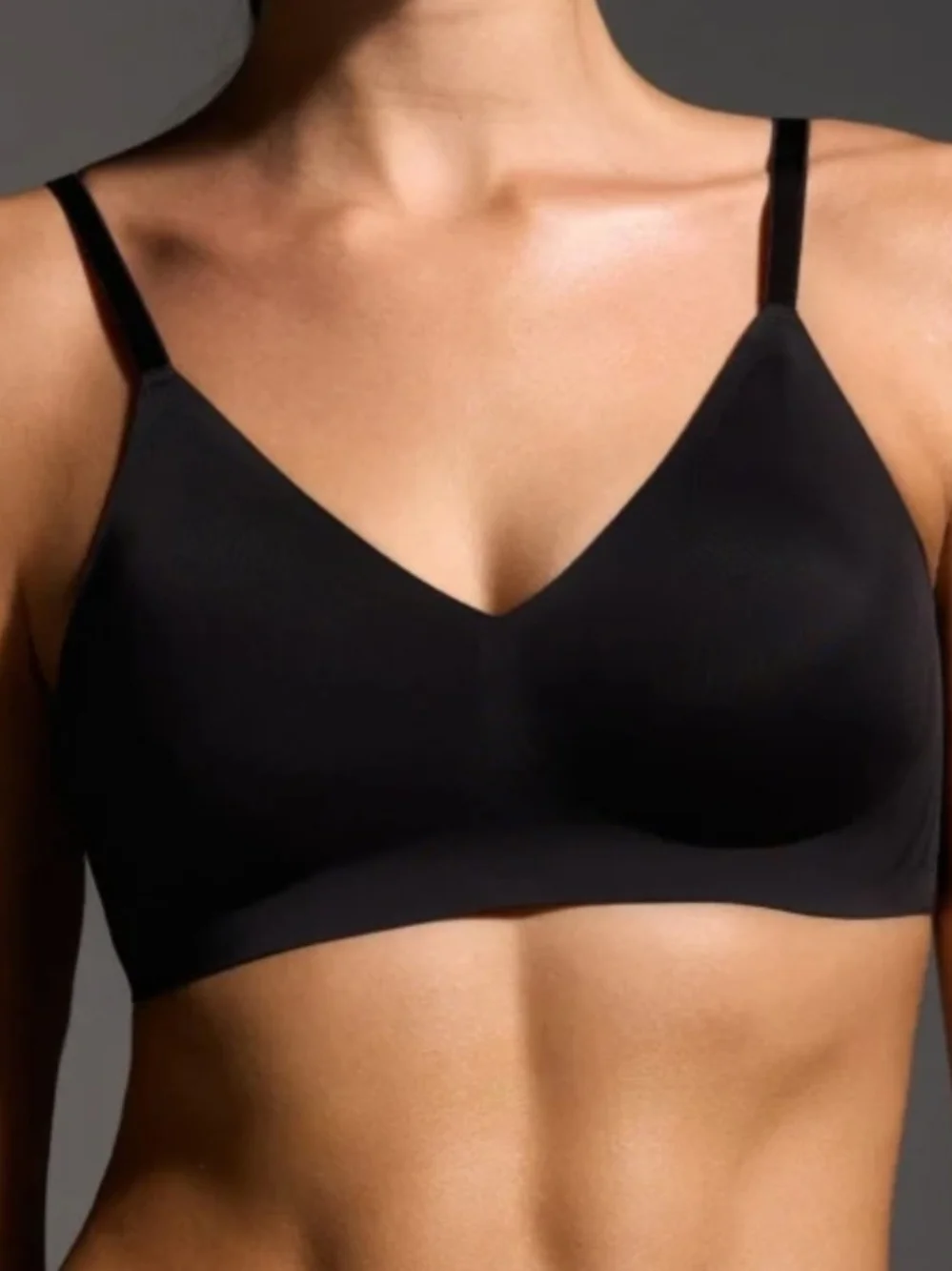 Eby Relief Bra Wireless Seamless Black With Removable Pads Size Med